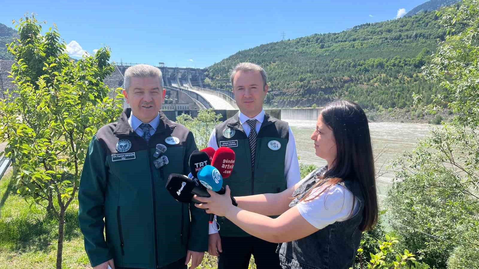 coruh-vadisi-uzerindeki-barajlar-doldu