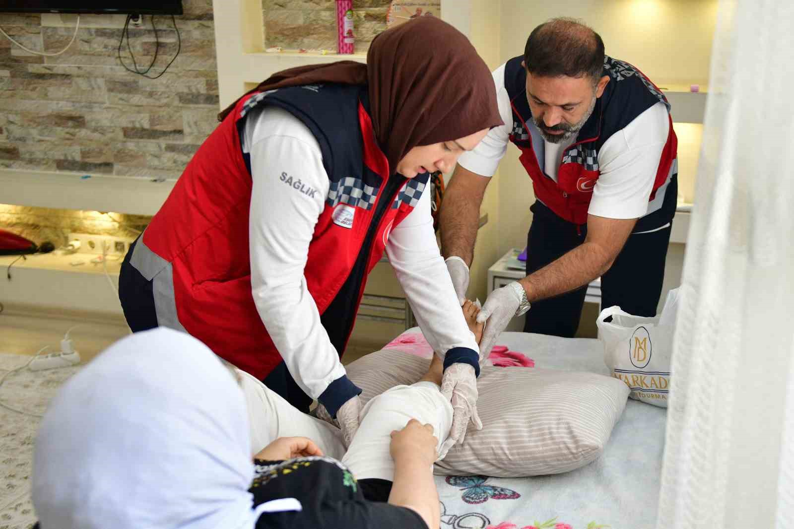 esenyurt-belediyesi-nden-hastalara-evde-saglik-destegi