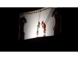 Karagöz İngilizce Sahnede