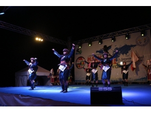 Kuşadası 3. Uluslararası Halk Dansları Festivali Başladı