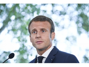 Fransa Cumhurbaşkanı Macron’a Halkın Desteği Azalıyor