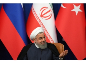 İran Cumhurbaşkanı Ruhani: "Abd, Suriye’de Bulundukça Kalıcı Barış Sağlanamaz"
