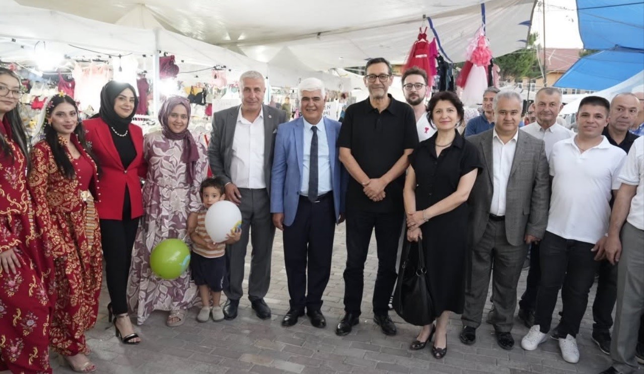 tavsanli-da-alisveris-gunleri-basladi