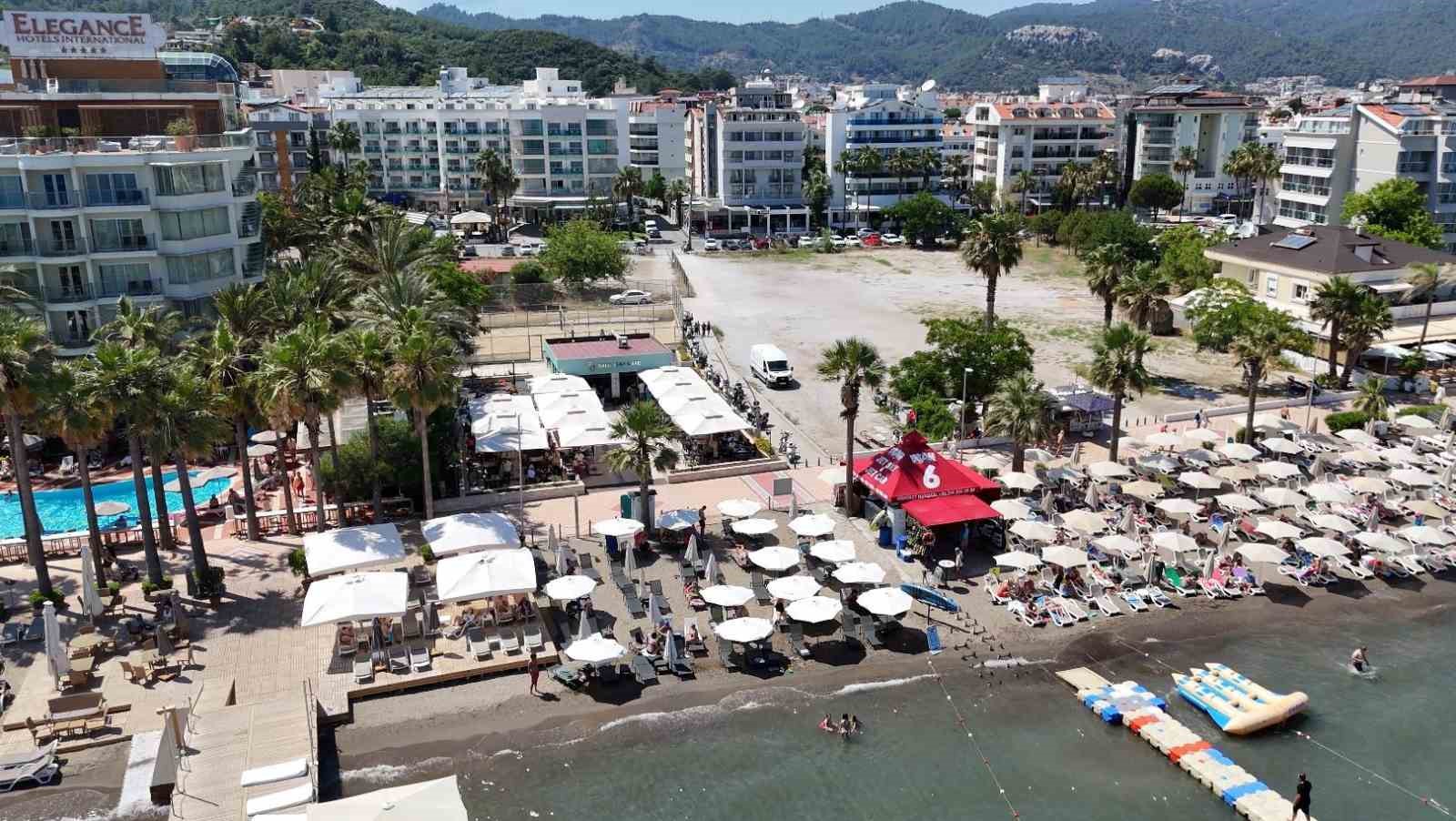 marmaris-belediyesi-nin-kafesi-vatandaslarin-gozdesi-oldu