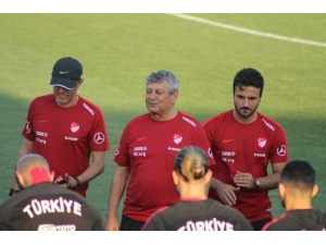 Lucescu, Terim’in Arkasında Kaldı