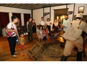 Zeytindalı Öğrencileri Atatürk İle Bir Gün Geçirdi