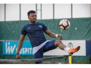 Kasımpaşa’da, Galatasaray Mesaisi Sürüyor