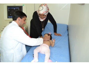 Kalbinde 9 Adet Tümör İle Doğan Bebek Sağlığına Kavuşuyor