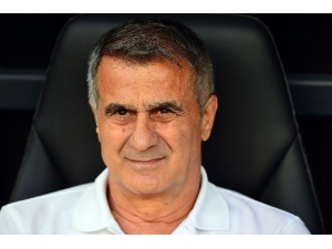 Şenol Güneş Defansta Gençlere Şans Verdi