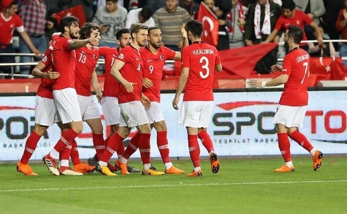 Serdar Aziz'den Galatasaray'a Kötü Haber!