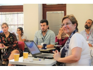 Pekdaş: "Kadın Olduğum İçin Aday Oldum"