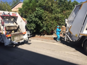 Isparta’daki Çöp Ev Temizlendi