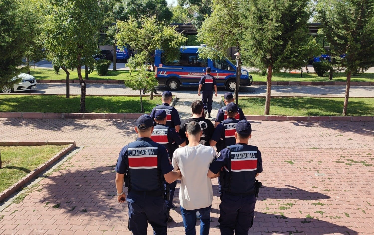 aksaray-da-yasa-disi-bahis-operasyonu-1-tutuklama