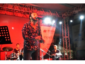 Pişmiş Toprak Sempozyumunda Müzik Şöleni