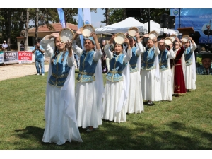 Eskişehir’de 32’nci Geleneksel Tepreş Şenliği Gerçekleştirildi