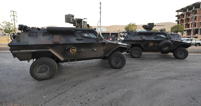 Batman'da, Özel Harekat Polislerini Taşıyan Zırhlı Araç Kaza Yaptı: Çok Sayıda Yaralı Var