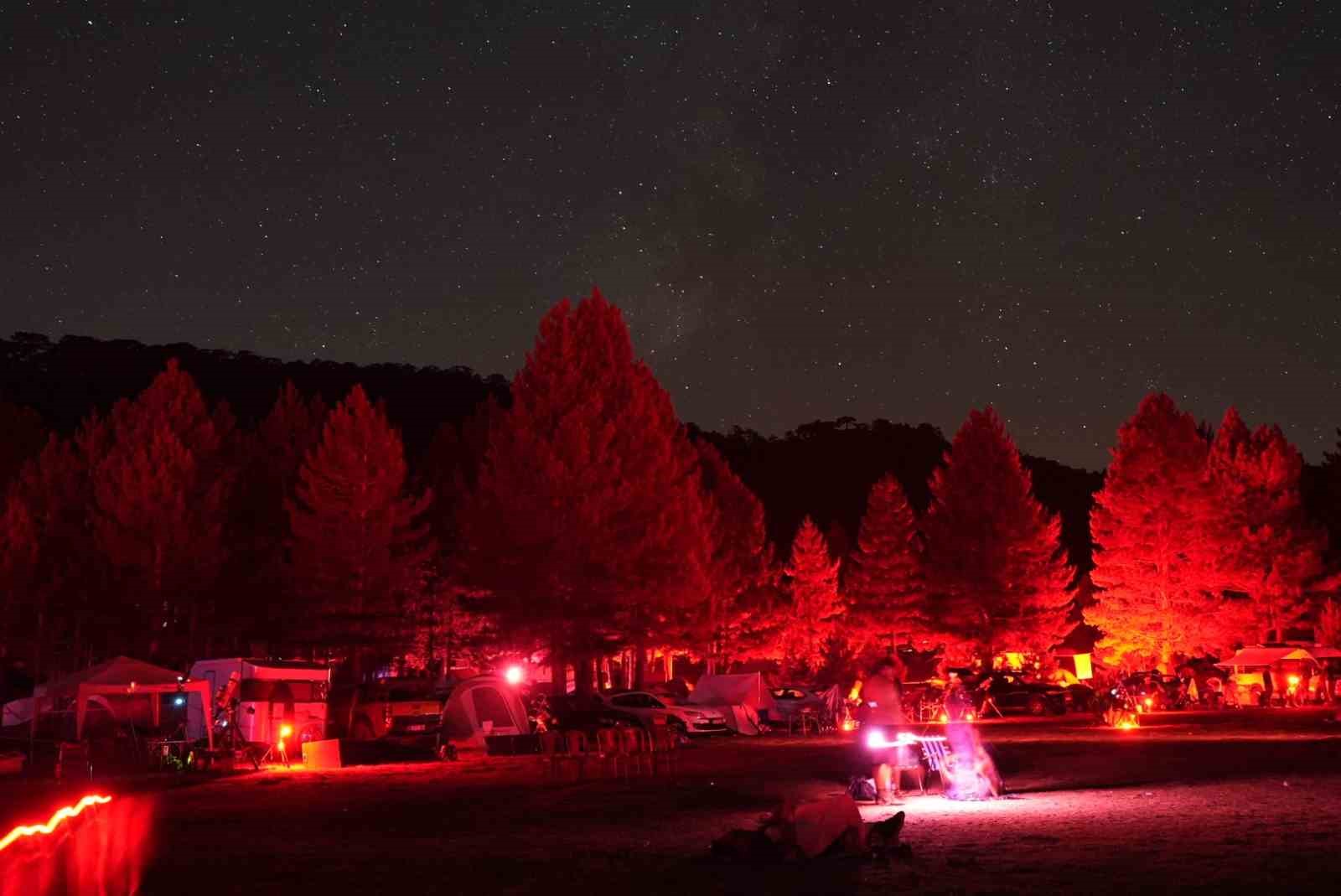 topuklu-yaylasi-nda-yildizlarin-altinda-unutulmaz-gece