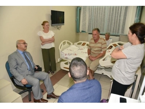 Vali Köşger, Kalp Krizi Geçiren Başkan Büyükyapıcı’yı Ziyaret Etti