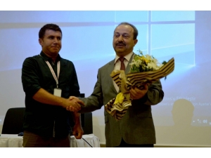 Kamu Hastaneleri Hizmetleri Başkanı Dr. Ahmet Özyalçın, "Ülkemizde Ses Getirecek Çalışmalara İmza Atacağımızı Düşünüyorum"