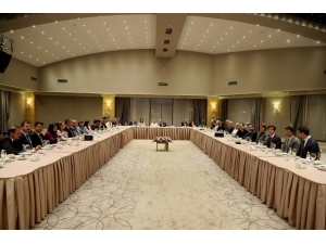 Vali Özdemir Çakacak Ve Eşi Kevser Çakacak Veda Yemeği Verdi