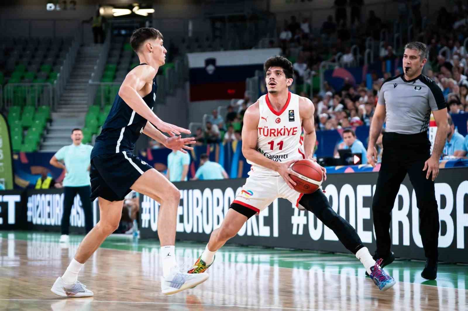 20-yas-alti-erkek-milli-basketbol-takimi-slovenya-ya-maglup-oldu