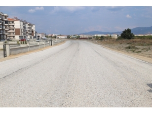 Burhaniye’de Toplu Konut Bölgesine 21 Bin 700 Metre Kare Asfalt