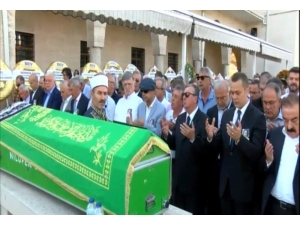 Ünlü Eğitimci Son Yolculuğuna Uğurlandı