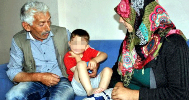 Erzurum'da Oğlunu İcra Memurlarına Teslim Etmeyen Baba Tutuklandı