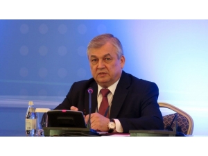 Suriye’ye Yeni Anayasa İçin Ekim’de Cenevre’de Toplanılacak