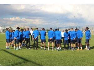 Mehmet Altıparmak: "Sivasspor Maçında İyi Oyunumuza Bu Sefer 3 Puanı Da Ekleyeceğiz"