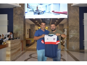 Ortadoğu Hastanesi Mersin İdmanyurdu’na Sponsor Oldu