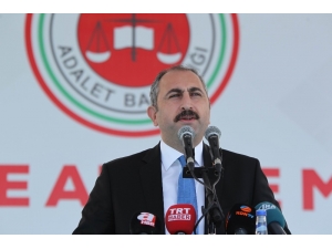 Adalet Bakanı Gül: "Darbecilere Selam Duran Bir Yargı Ve Demokrasi, Bir Adalet Anlayışı Geride Kaldı"