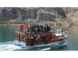 Haliliyeli Kadınlar Halfeti’yi Gezdi