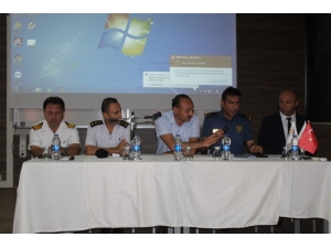 Ayvalık’ta Okul Ve Çevre Güvenliği Toplantısı