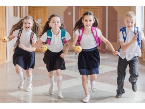 Okul Çantaları Omurga Sağlığını Tehdit Ediyor