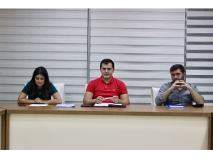 Ak Partili Gençlerden Demokrasi Bildirisi