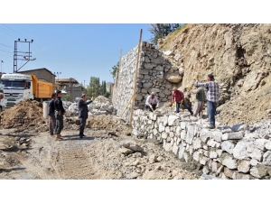 Yeni Mahalle İlk Defa Yaya Yola Kavuşacak