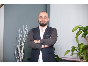 "Burun Ameliyatı Sadece Estetik İçin Yapılmıyor"