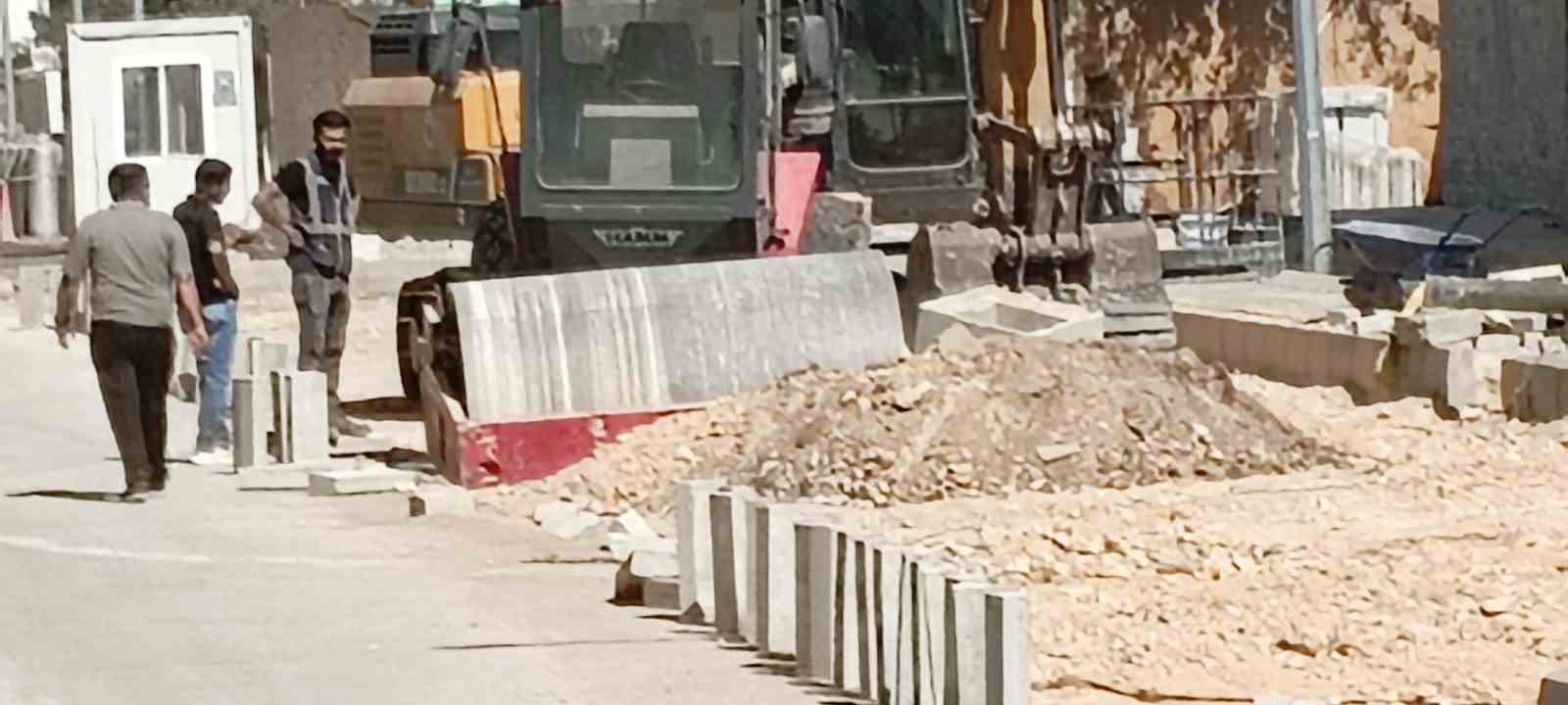 insaat-iscisi-silindirin-carpmasi-sonucu-yaralandi