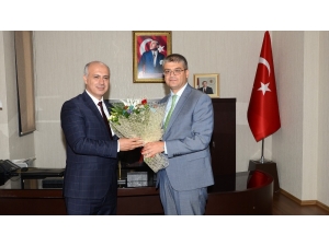 Tarsus Üniversitesi’nde Rektör Devir Teslim Töreni Yapıldı
