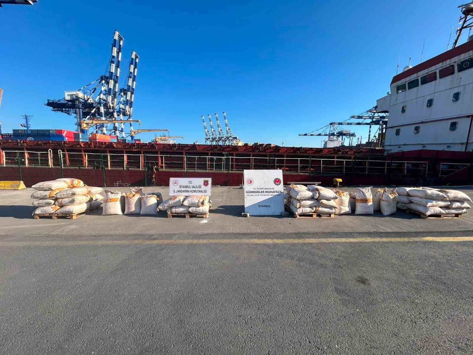 ambarli-limani-nda-3-ton-uyusturucu-ele-gecirildi