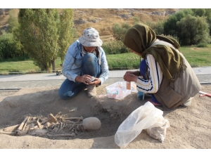 Urartu’nun Son Kadınlarına Ait Mezar Bulundu
