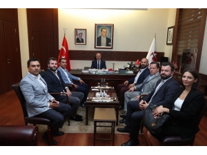 Vali Çakacak, Selkaspor Kulüp Yönetimini Kabul Etti