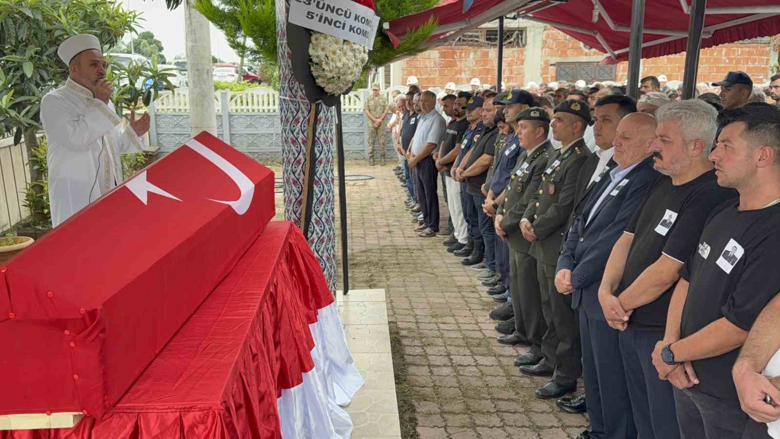 sakarya-da-kazada-hayatini-kaybeden-uzman-cavus-samsun-da-topraga-verildi