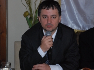 Dizdar: "Vergi Barışında Vadeler Uzatılmalı"