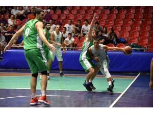 Manisa Büyükşehir’in Dev Adamları Şampiyon Oldu