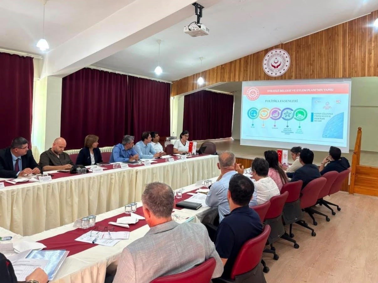 kirklareli-nde-kadinin-guclenmesi-il-eylem-plani-toplantisi-gerceklestirildi