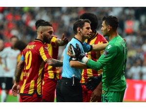 Spor Toto Süper Lig: Beşiktaş: 0 - Evkur Yeni Malatyaspor: 0 (İlk Yarı)