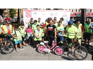 Sepsis Hastalığına Farkındalık Oluşturmak İçin Pedal Çevirdiler