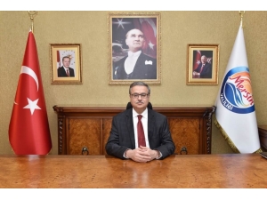 Vali Su ’İlköğretim Haftası’nı Kutladı